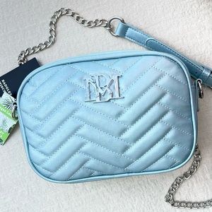 BADGLEY MISCHKA Quilted vegan Leather camera bag metallic baby blue
